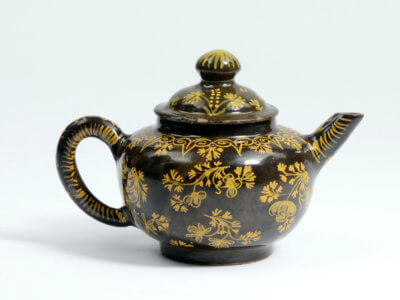 褐釉茶壶